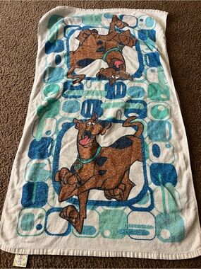 Scooby-Doo Towel - Brown & Teal Cartoon Design